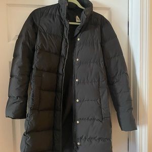 J crew XS long puffed coat. Great condition! Perfect for the cold winter months